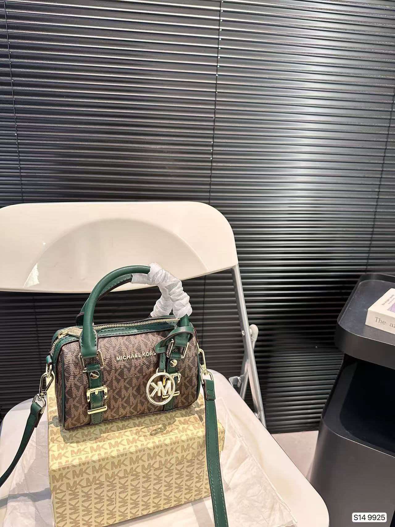 Bolso Bandolera Michael Kors M - Luxury Bags Michael Kors reseña y precio