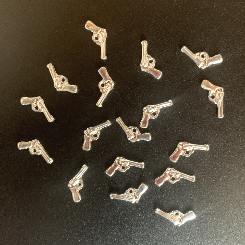 20 piezas suministros de Metal - Luxury Bags Pyramid reseña y precio